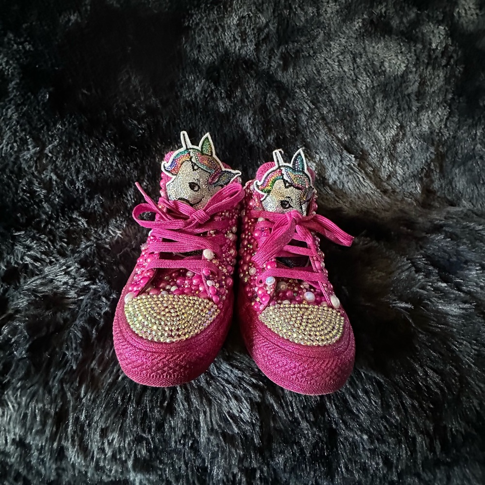 Unicorn Embellished Kids Shoes - Pink